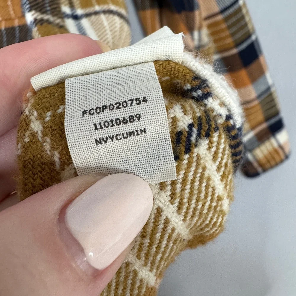 Filson Vintage Flannel Work Shirt Mens M Navy Cumin Plaid Thick Brushed Cotton
